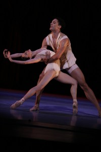 Joffrey Ballet's Fabrice Calmels & Victoria Jaiani in Edwaard Liang's 